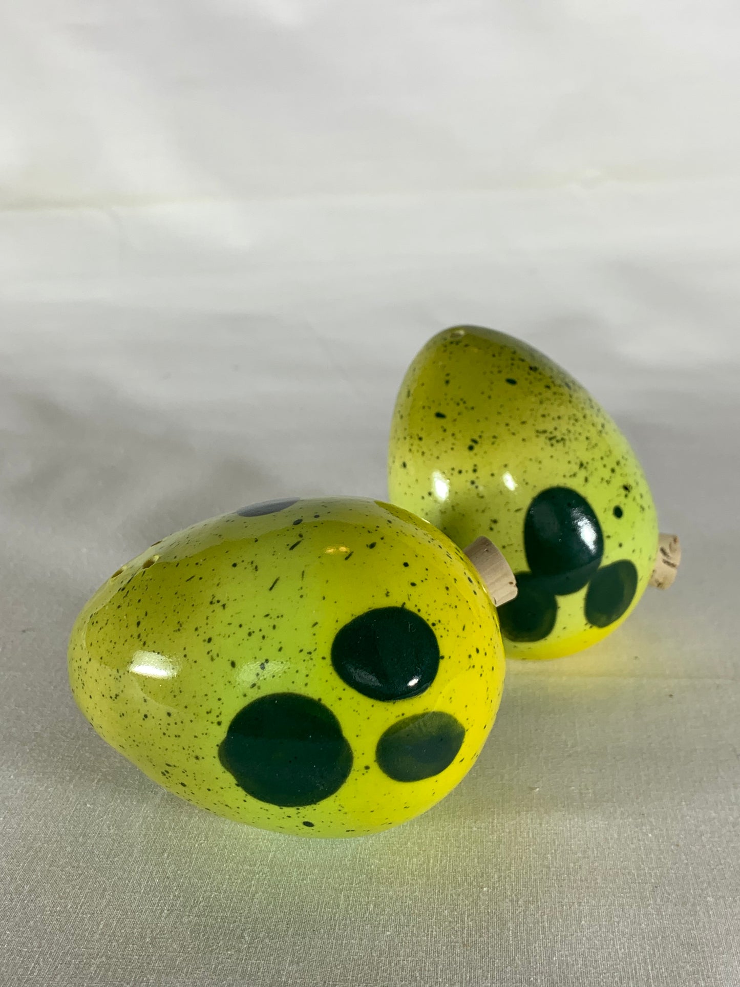 Dino egg salt n pepper